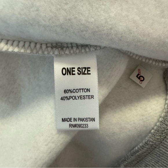 PacSun Mermaid's Paradise Oversized Sweatshirt - Picture 9 of 12